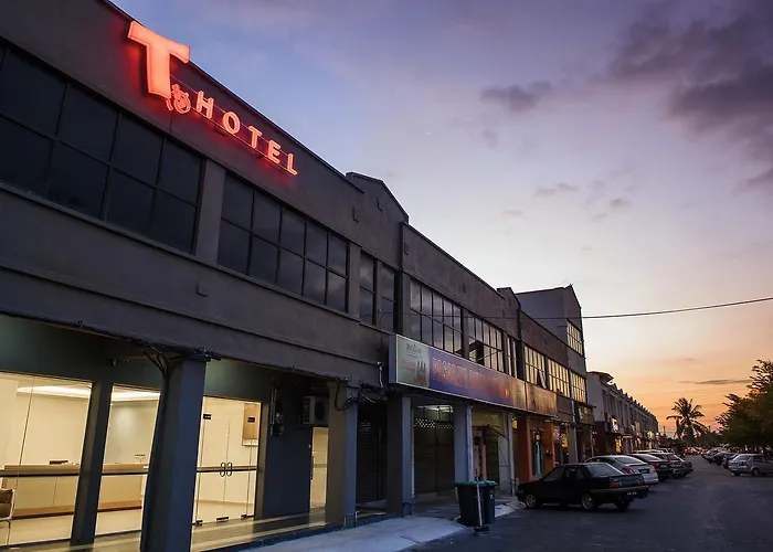 T Hotel Anggerik