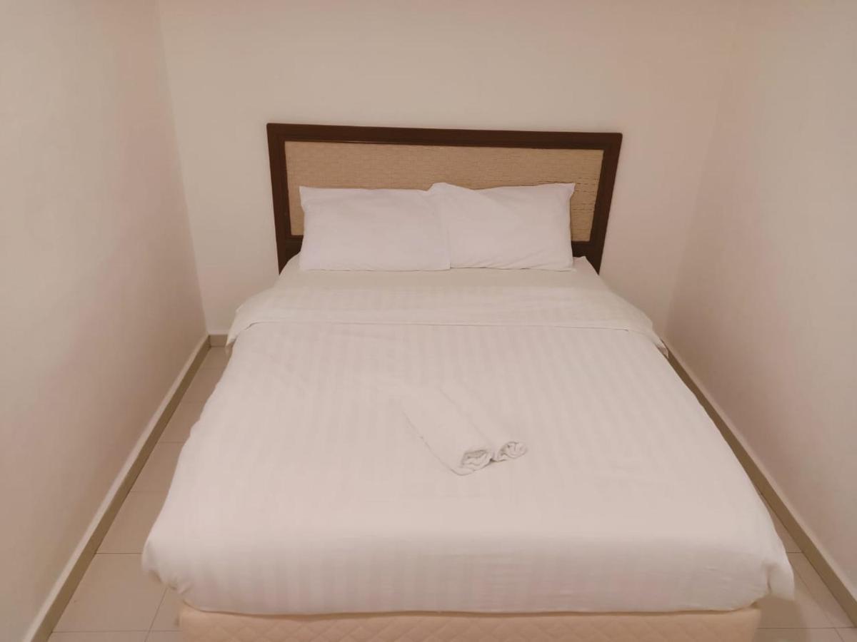 T Anggerik Hotel 3*