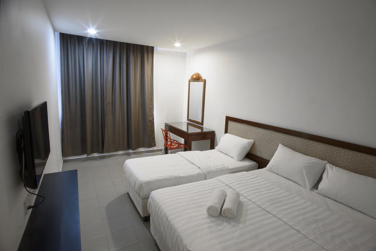 T Anggerik Hotel 3*